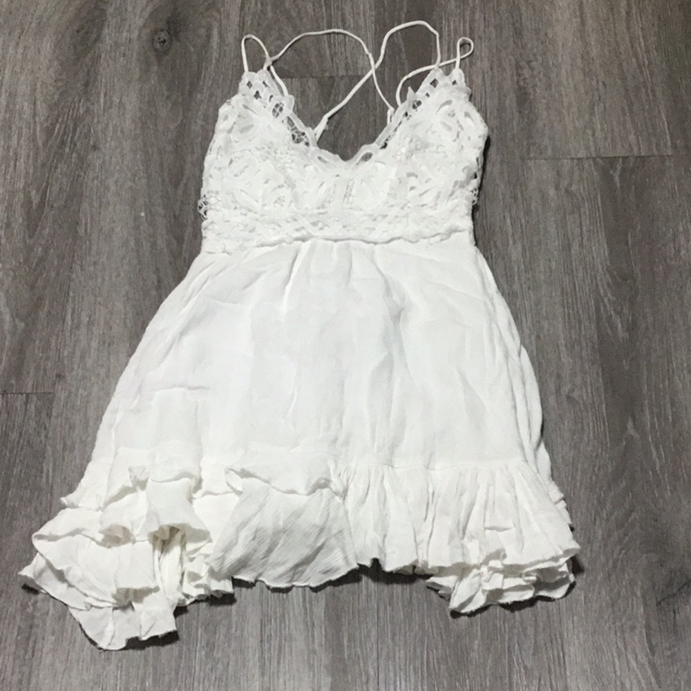Chelsea & Violet White Lace Midi Dress